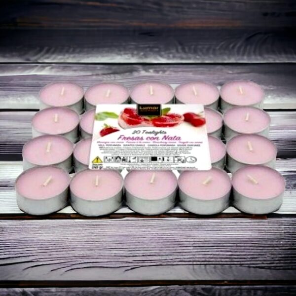 Lot de 12 paquets de 20 bougies - Fraise chantilly