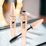 Présentoir de 24 : Mascara noir Waterproof DENSE CURLING "X"