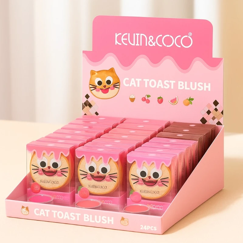 KC245772-CAT-TOAST-BLUSH.webp Présentoir de 24 : Fard à joues CAT TOAST BLUSH – Kevin & Coco – Image 1