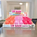 Présentoir de 24 : Baumes à Lèvres Fruités – Packaging en Forme de Queue de Sirène