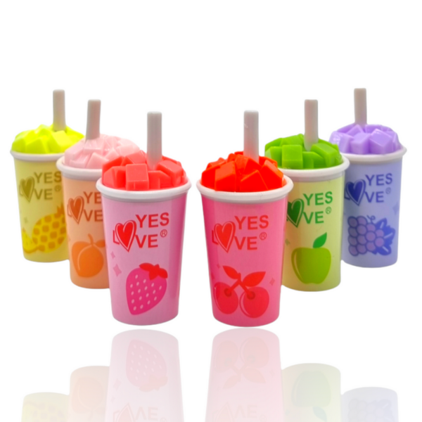 Présentoir de 36 Baumes à lèvres parfumés - Yes love