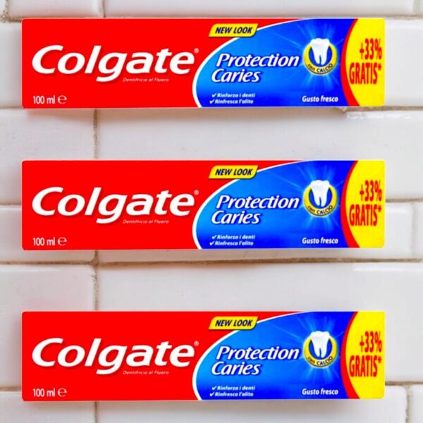 Lot de 24 : Dentifrice Colgate 100ml - Protection Caries