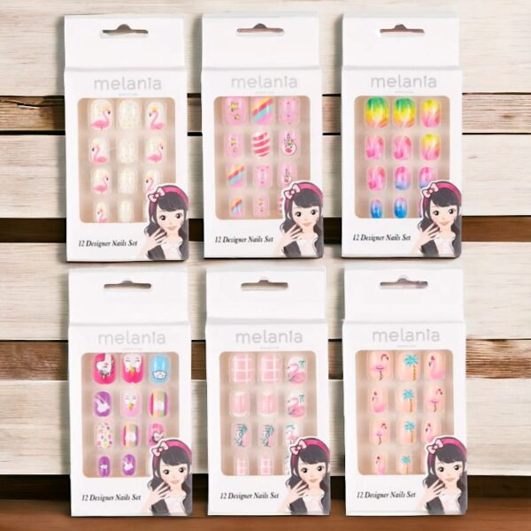 Lot de 12 packs de 10 Faux-Ongles et Adhésif