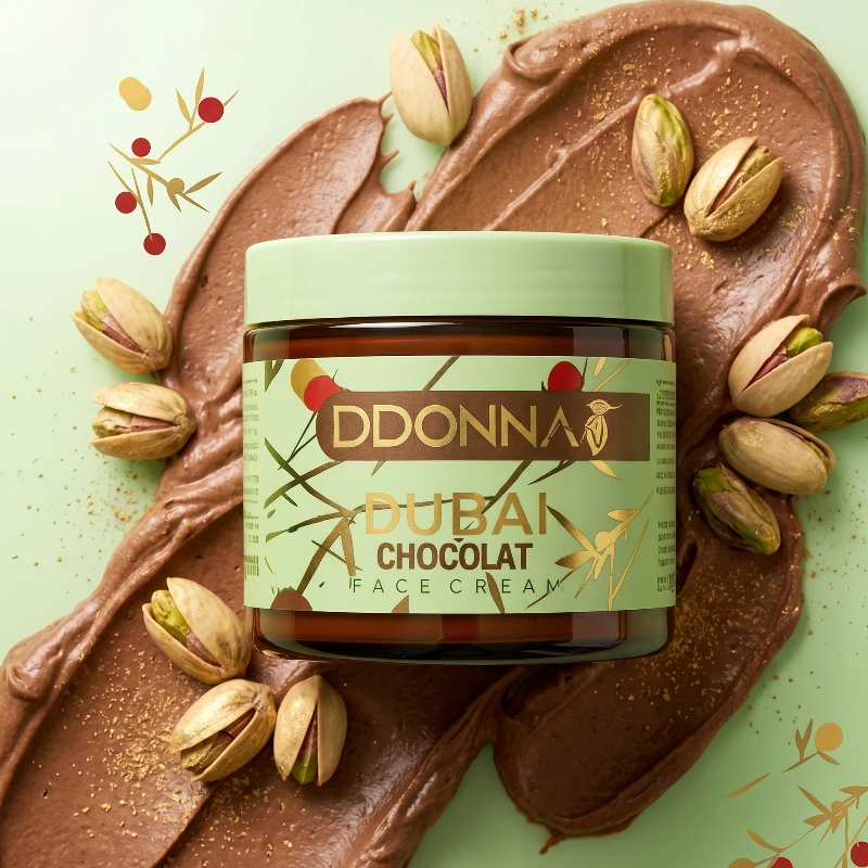 grossiste-body-lotion-dubai-chocolat-ddonna-1.webp Lot de 6 🍫 Crème de Visage "DUBAI CHOCOLAT" – D'DONNA 🍫 – Image 1