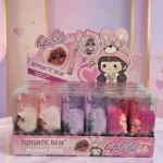 Présentoir de 24 : Gloss Porte-clés "Peluche" Romantic Rain – Écrin de Douceur