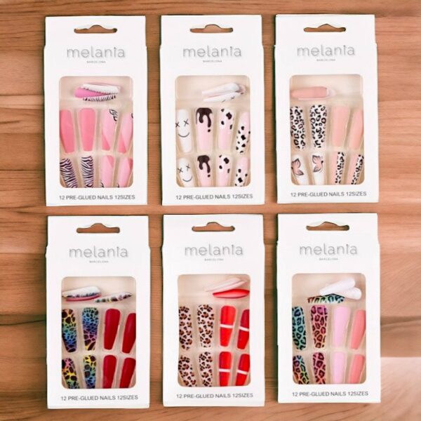 Lot de 12 packs de 10 Faux-Ongles longs et Adhésif