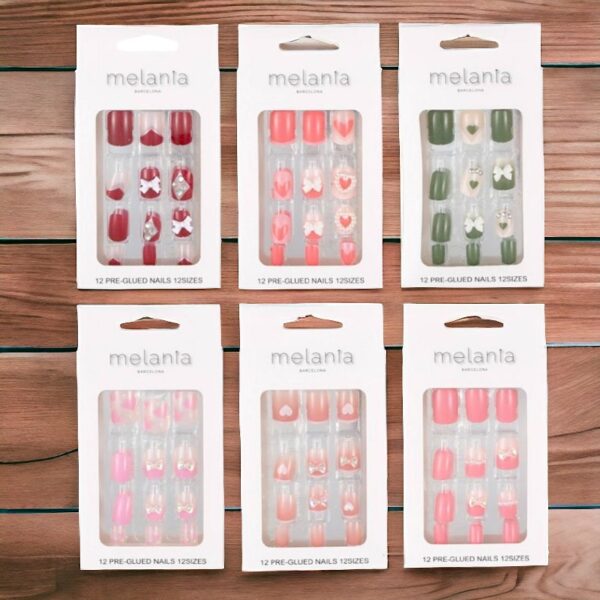 Lot de 12 packs de 10 Faux-Ongles et Adhésif