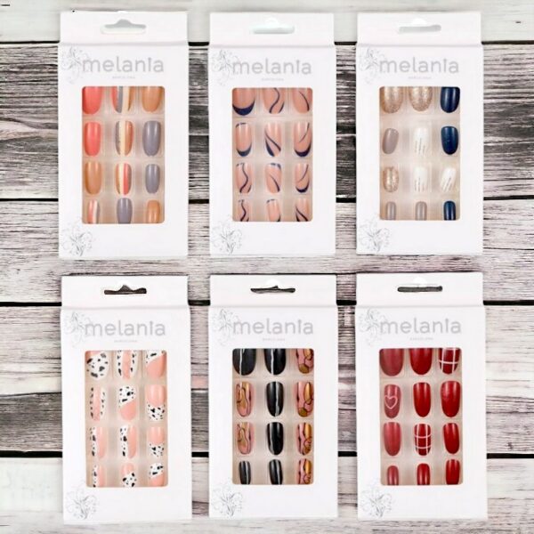 Lot de 12 packs de 10 Faux-Ongles et Adhésif