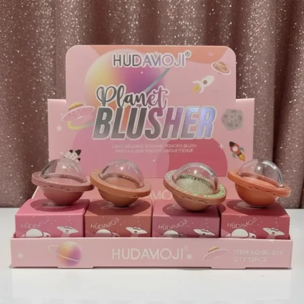Présentoir de 12 :🪐 Planet Blusher HUDA MOJI - Blush Longue Tenue à l'Éclat Cosmique ! ✨
